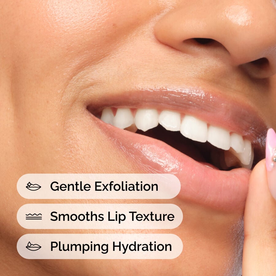 pha-5-exfoliating-lip-serum-a0 ord-pha-5pct-lip-exfoliating-serum-model-application.jpg
