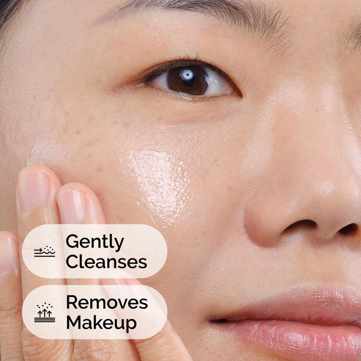 squalane-cleanser-m1 ord-squalane-cleanser-model-application-with-benefits.jpg